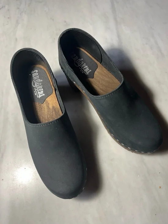 Sandgrens Clogs - Picture 6 of 9